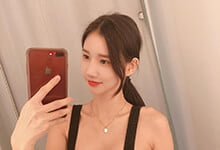 韩国美女ins上的账号为2km2km，是一位拥有超S身材的大美女-沐风文化