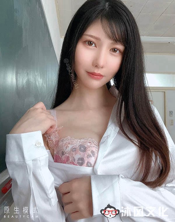 教师诱惑！“蓝牙みずき”包臀裙下骚意浓，“放荡本命”直接现形！