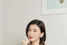 贾静雯衣着大胆,气质高贵-沐风文化