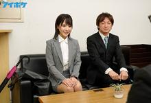 IPX-675 女上司“桃乃木かな”和童贞下属被台风困住 只能好心帮他破处-沐风文化