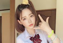 你是谁?AV暗黑女神「深田咏美」学生貌反差,粉丝一面倒只认性感教师?-沐风文化