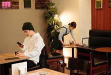 MIDV-175 打破杯子店长规定用身体偿还！「小野六花」遇到命定肉体无法自拔-沐风文化